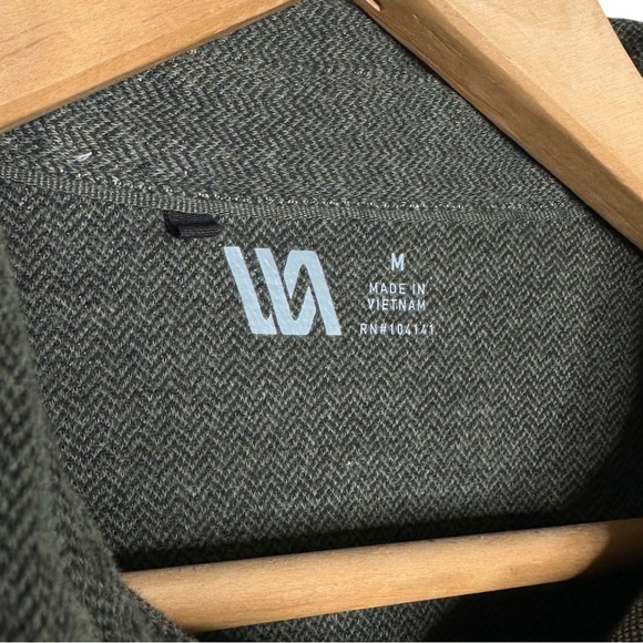 VRST Button Down Knit Shirt - Picture 7 of 8